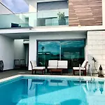 Meluna فيلة البوفيرا