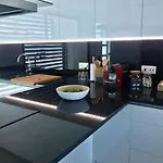 Meluna * البوفيرا